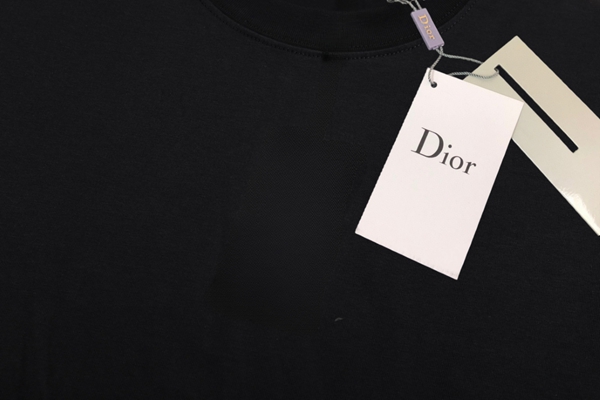 ブランドTシャツ角部分ディテール